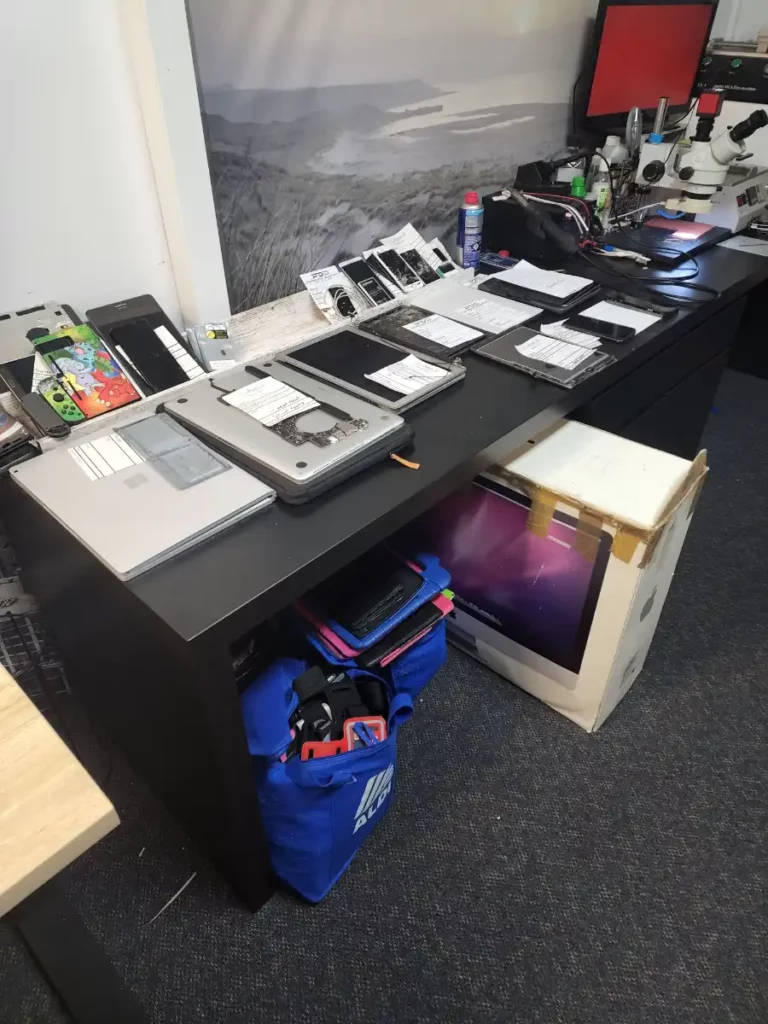 trusted apple and samsung repair in Brisbane